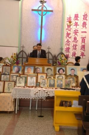2010.03.21設教百週年歷年安息信徒追思紀念禮拜：禮拜開始囉