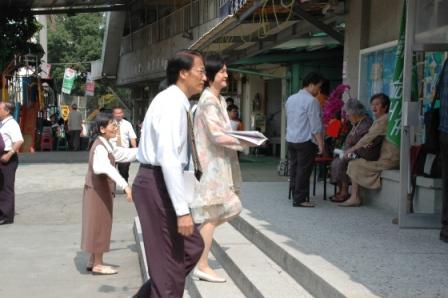 2010.04.18百週年感恩讚美禮拜：我們很高興帶著祝福來參加喔!