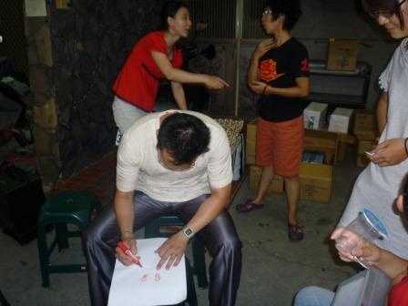 2010.07.20台灣跑兒X劉大偉夢想巡迴列車於烏日教會：這張劉大偉弟兄所畫獅子王是我的呦~呵呵!!