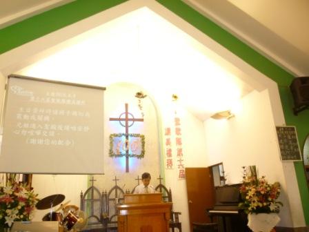 2010.08.08聖歌隊第16屆讚美禮拜：茂雄執事引領兄姐敬拜 上主