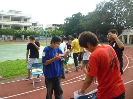2010/09/12大屯區青少年聯合聚會及交誼(內新教會主辦)：戶外趣味活動
