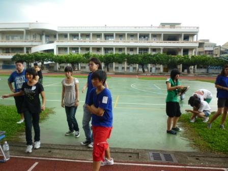 2010/09/12大屯區青少年聯合聚會及交誼(內新教會主辦)：戶外趣味活動