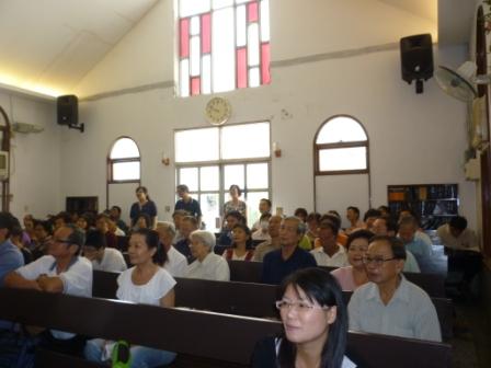 2010.10.17主日學紀念主日禮拜：台語禮拜兄姐很高興~