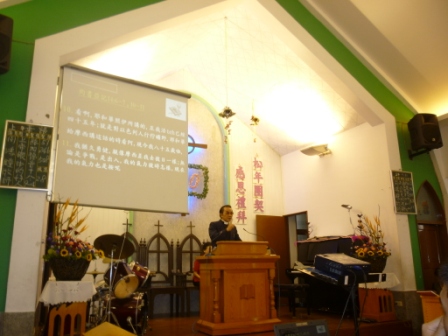 2010.10.24松年團契紀念主日禮拜：周鴻鐘牧師證道勉勵~