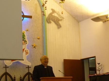 2010.12.12普世聖經紀念主日周神志牧師前來證道與請安：周神志 牧師證道與勉勵